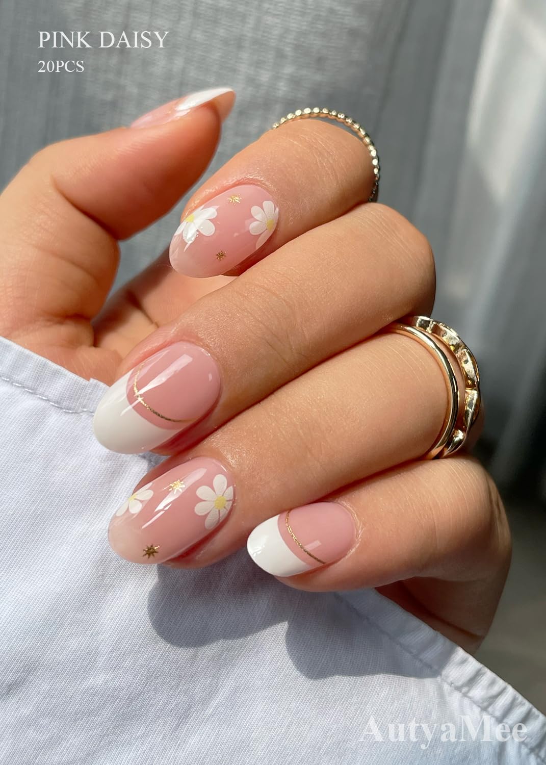 Pink Daisy Nails