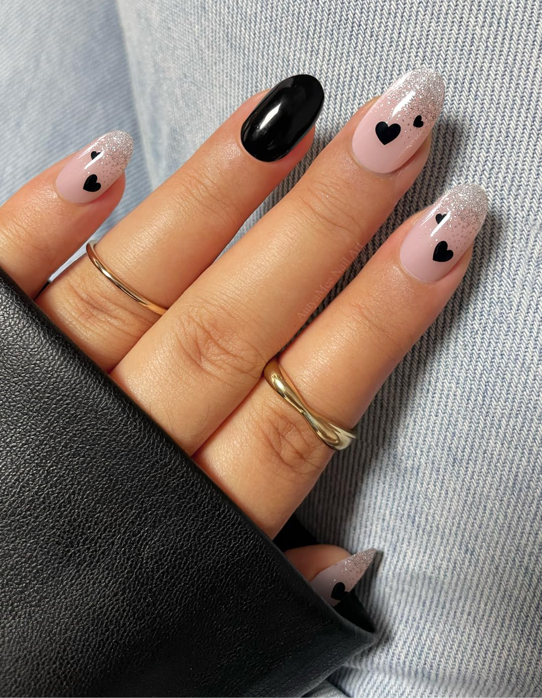 Black Heart Gel Nails